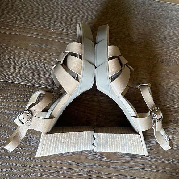 PAUL GREEN Raven Platform Sandal In Desert Light Nappa - Picture 11 of 14